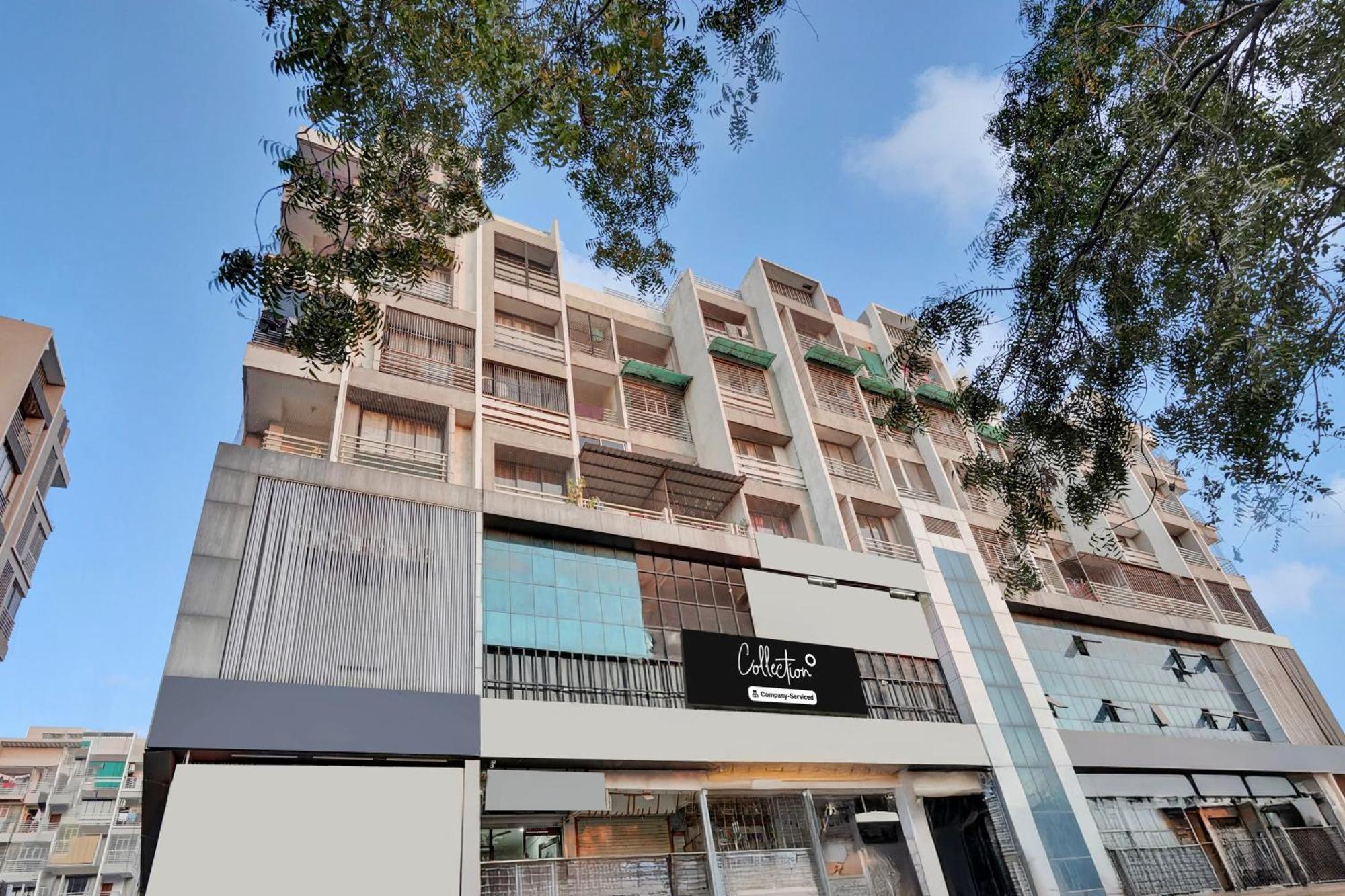Super Collection O Kudasan Gandhinagar Formerly Hotel Royal Mansion المظهر الخارجي الصورة